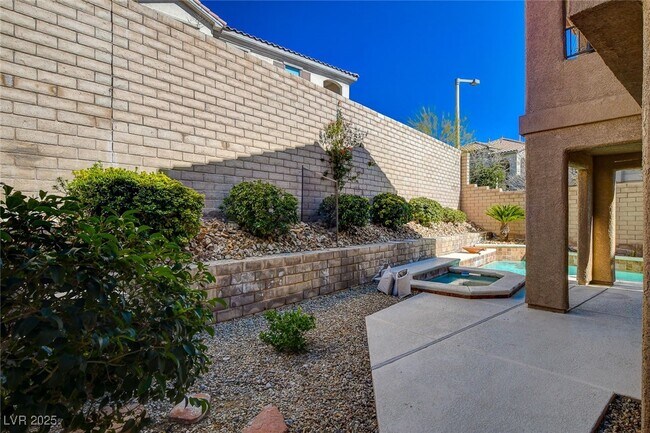Building Photo - 11832 W Barcinas Ln