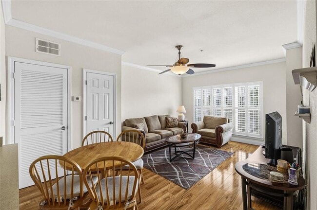 Building Photo - 1216 S Missouri Ave