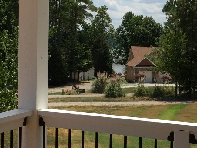 Building Photo - Charleston Charm on Lake Gaston -- HubQuar...