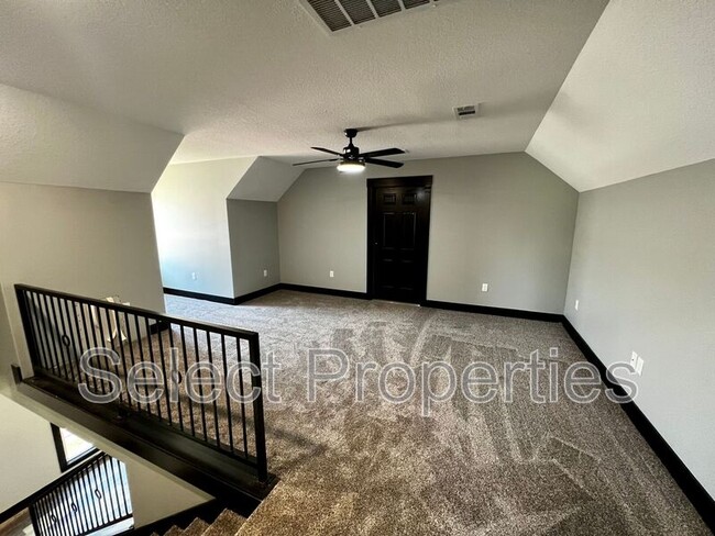 Building Photo - 4101 Stoke Dr