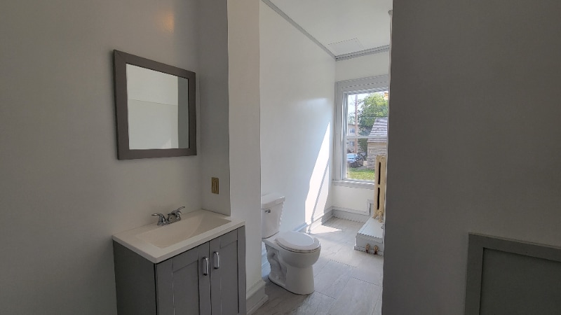 Building Photo - 1808 John Ave