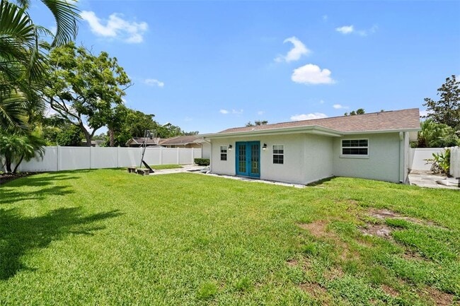 Building Photo - 7164 62nd Ave N