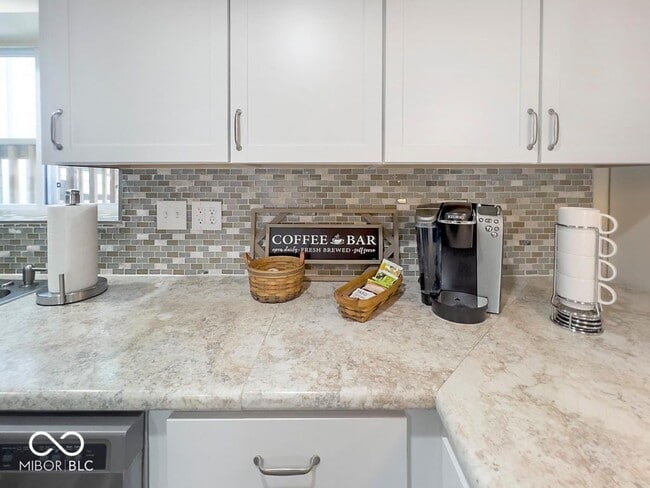 Building Photo - 2600 S Bryan St