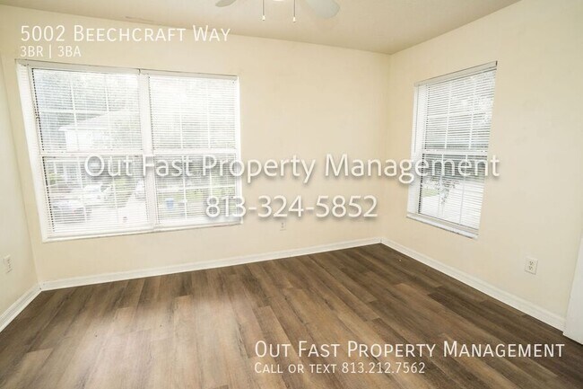 Building Photo - 5002 Beechcraft Way