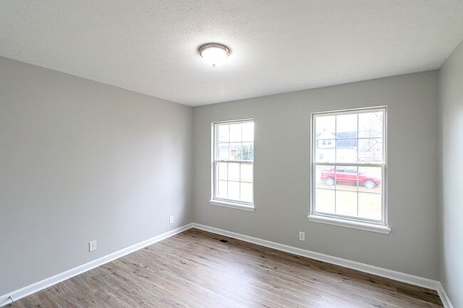 Building Photo - Newly updated 3 bedroom and 2 bath Cape Cod