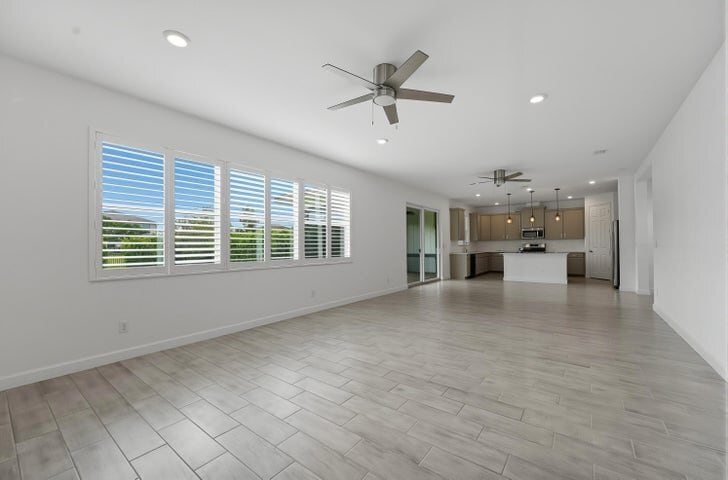 Building Photo - 1261 Deer Hvn Dr