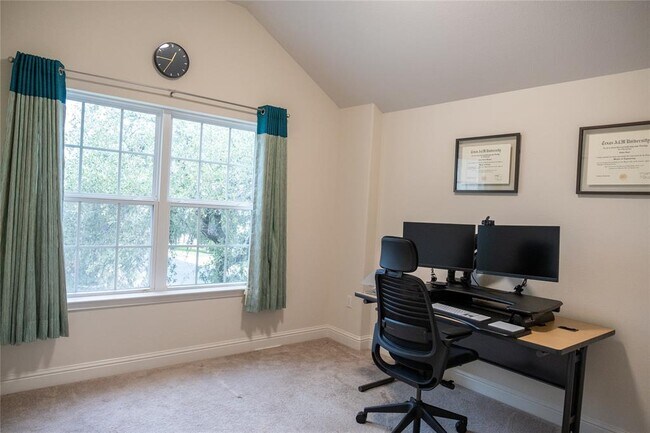 Building Photo - 6701 Serlio Dr