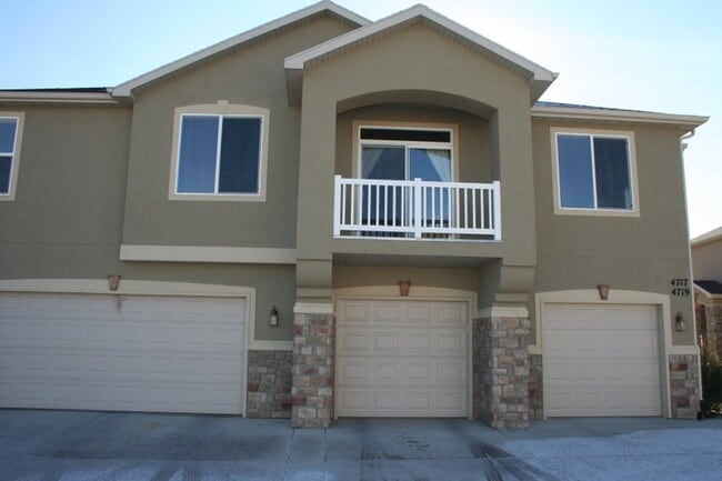 Building Photo - 4719 Wagon Train Dr
