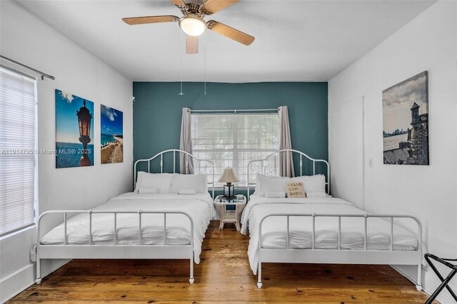 Building Photo - 314 NE 26th Terrace