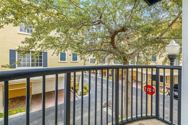 Building Photo - 109 S Bradford Bch Ct