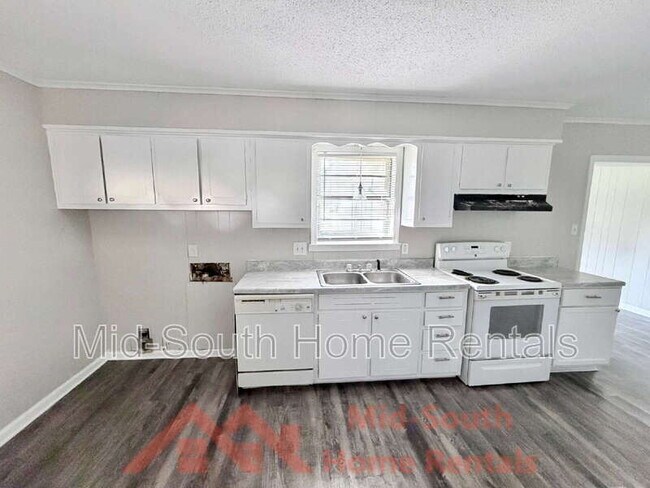 Building Photo - 1359 Heathcliff Dr