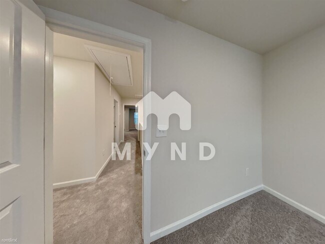 Building Photo - 3 br, 2.5 bath Townhome - 145 Eagle Chase Dr