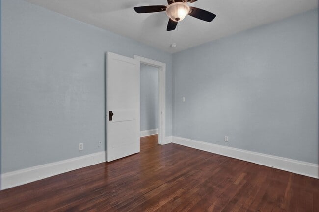 Building Photo - 2475 Indianola Ave