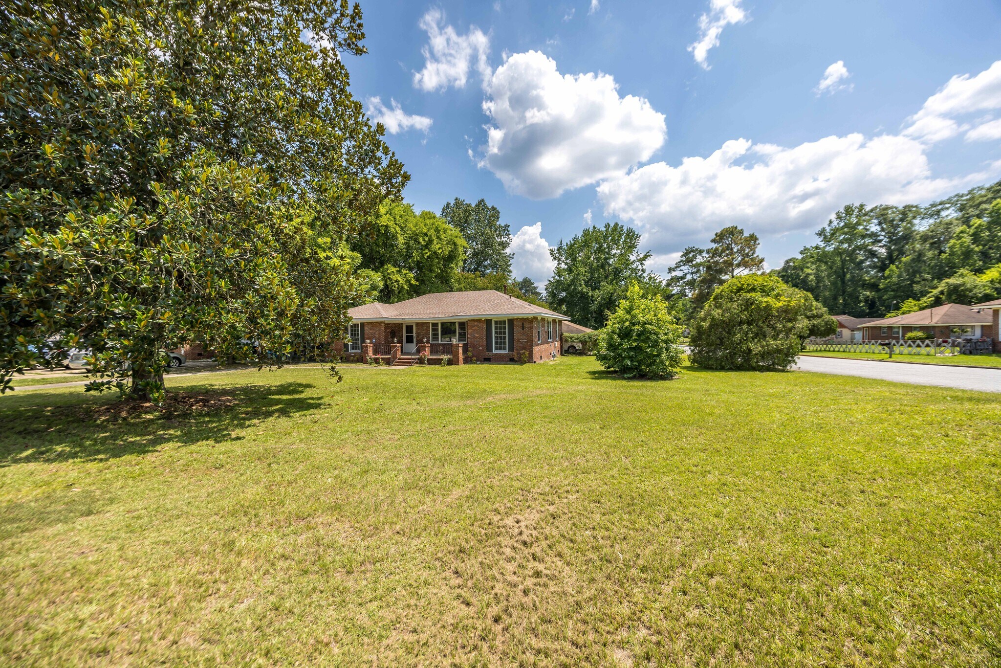 Building Photo - 3824 Forrest Rd