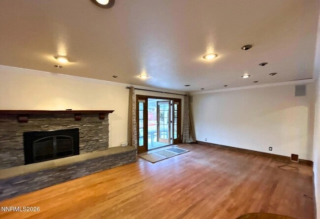 Building Photo - 1010 Tyler Way