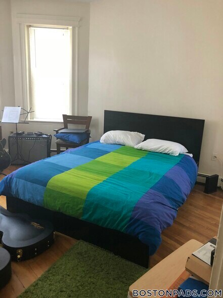 Building Photo - 15 Colborne Rd