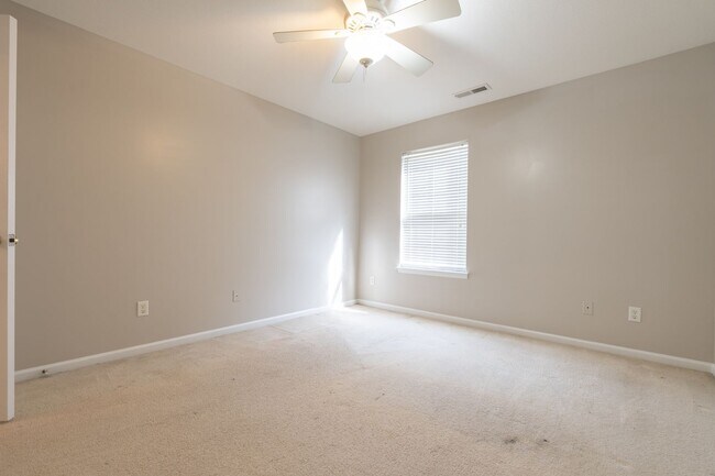 Building Photo - 4022 Holston Ct