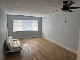 Building Photo - 6720 Arbor Dr