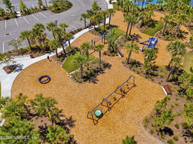 Building Photo - 75435 Sunberry Dr