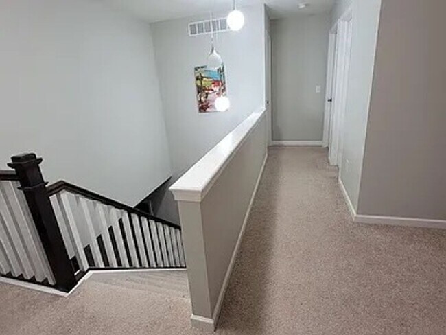 Building Photo - Executive Living at Its Finest — Okemos, MI