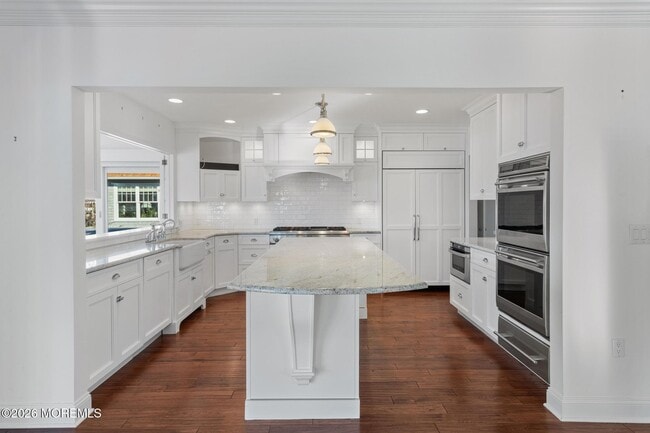 Building Photo - 954 Barnegat Ln