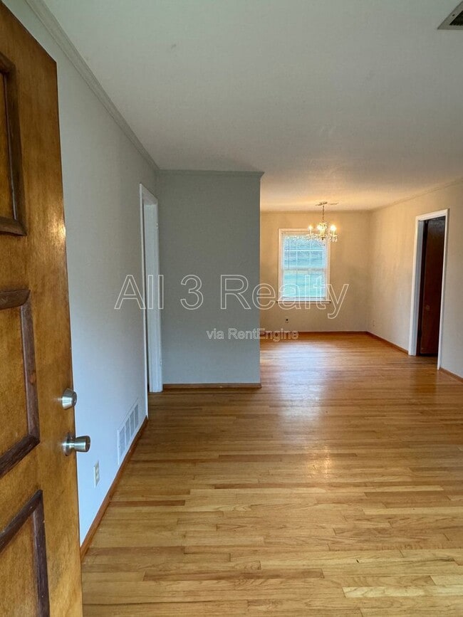 Building Photo - 3390 Arborfield Rd