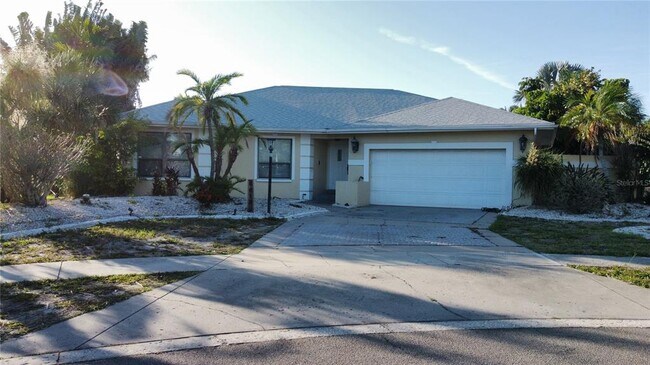 Building Photo - 6612 Black Fin Way