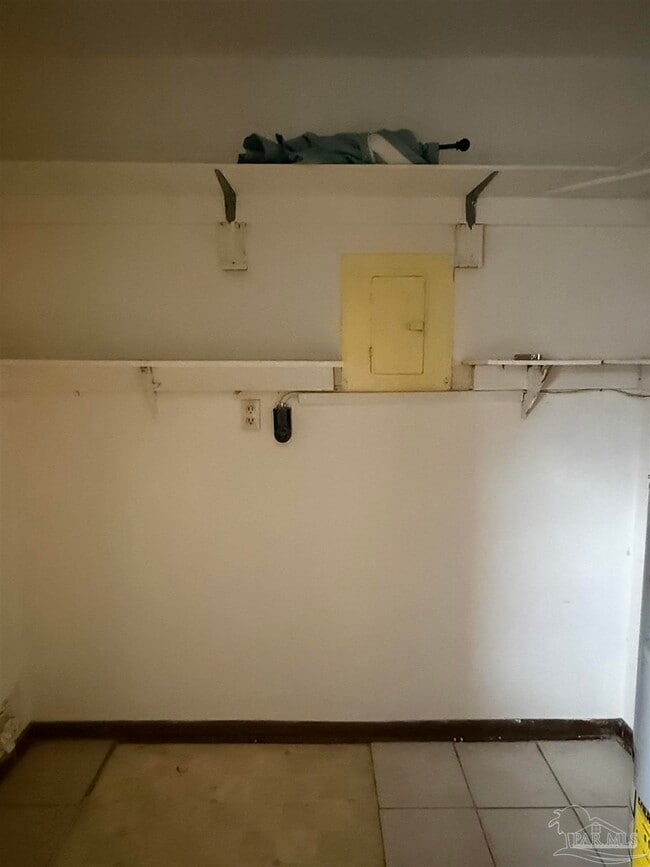 Building Photo - 3354 La Leyenda Ct