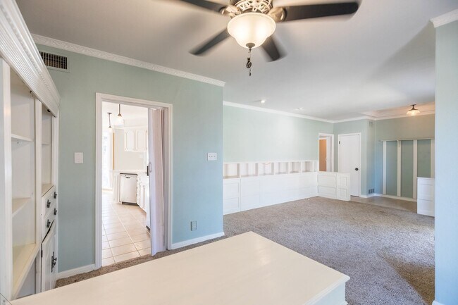 Building Photo - 3/2/2 READY TO RENT! Near ACU; ALL APPLIANCES PROVIDED