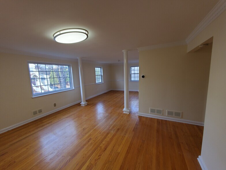 Building Photo - 2704 13th St S