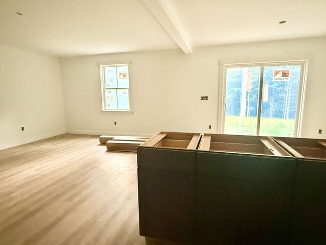 Building Photo - Brand New 3 Bedroom Townhouse for Rent