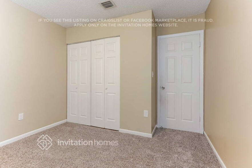 Building Photo - 9108 SW 147th Ct