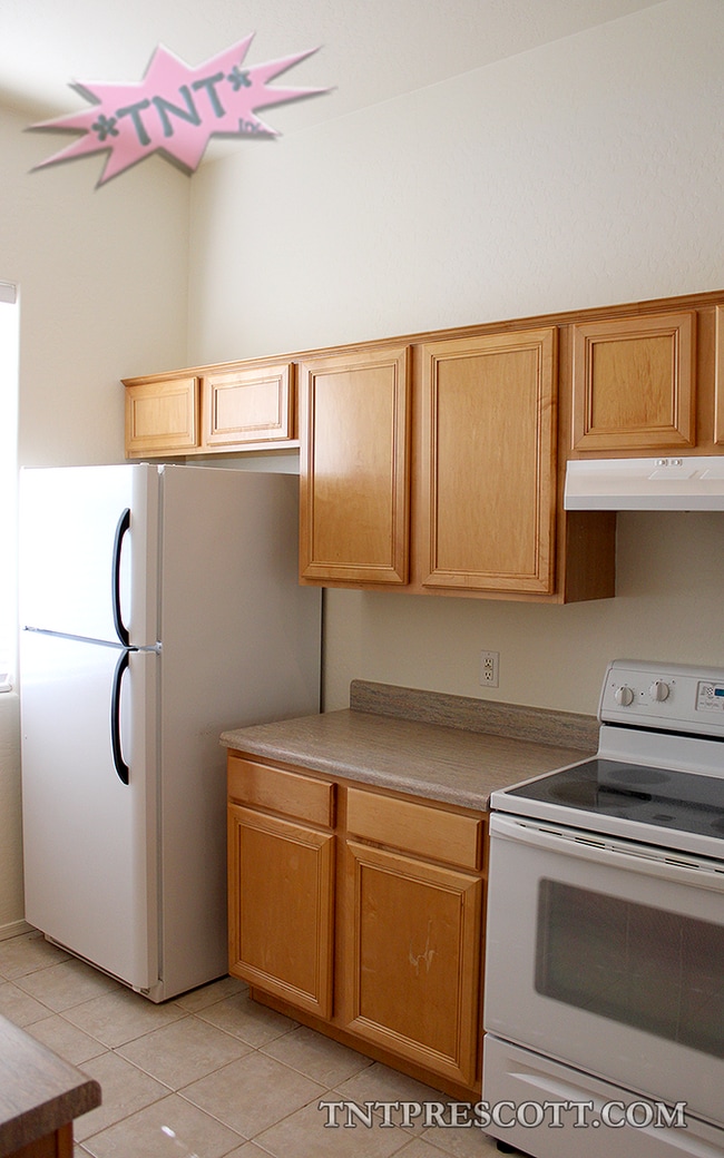 Building Photo - Home in Granville HOA ~ Winter Special!! ~ HOLD