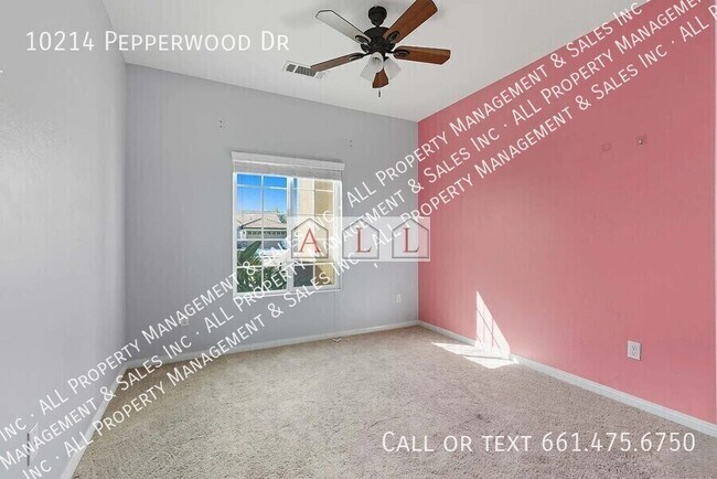 Building Photo - 10214 Pepperwood Dr