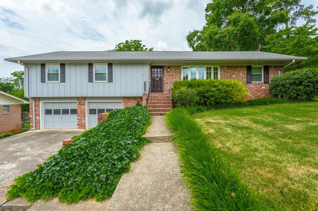 Building Photo - Beautiful East Brainerd Homes