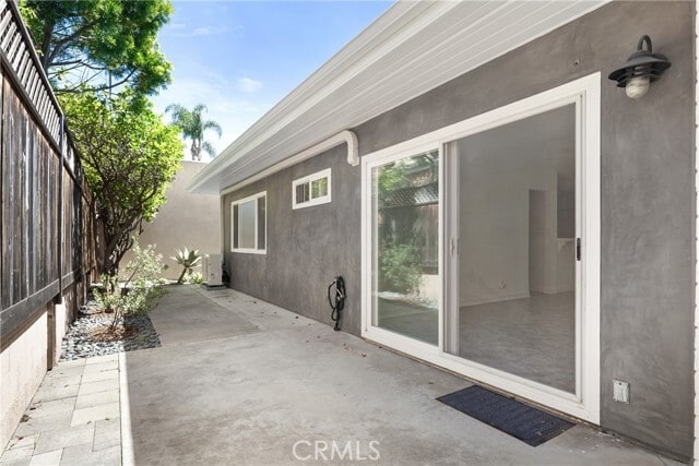 Building Photo - 384 16th Pl