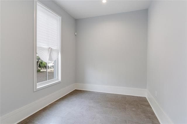 Building Photo - 3431 Chartres St