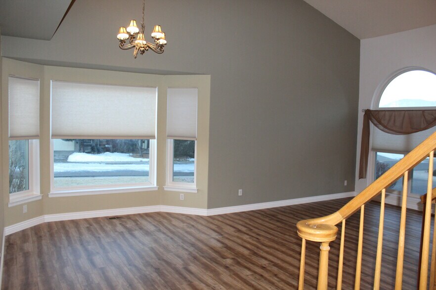 Formal Dining and Living Room - 2720 South Cole Court
