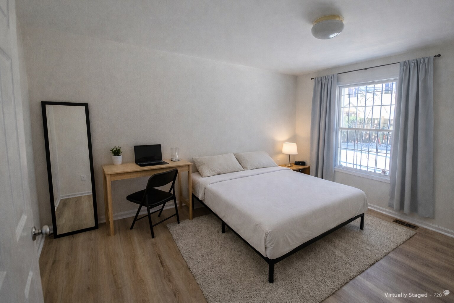 Building Photo - 381 S 6th St