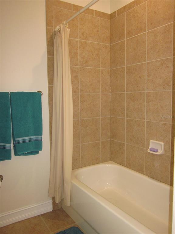 Building Photo - 4015 Courtside Way