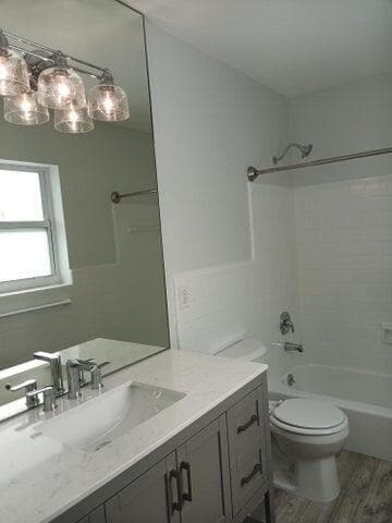 Building Photo - 15 S Palmway