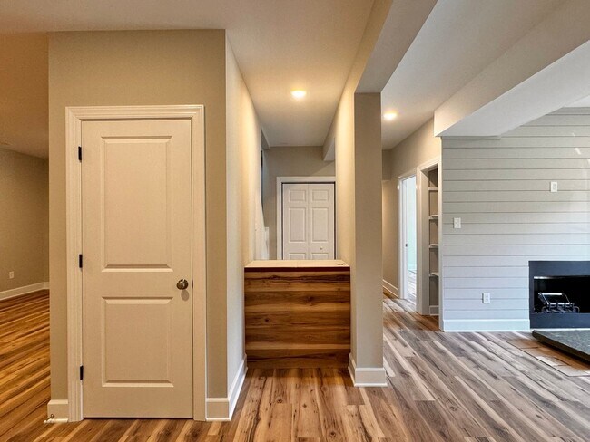 Building Photo - Private Farm Home in North Garden - Enjoy Fantastic Views - Main Level Primary Suite!