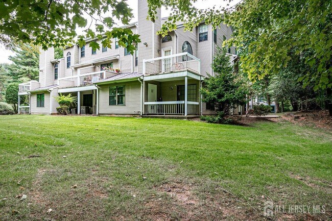 Building Photo - 5001 Stonehedge Rd