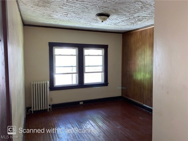 Building Photo - 280 Fairgreen Ave