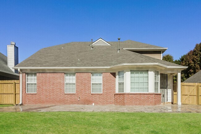 Building Photo - 5411 Maiden Grass Dr