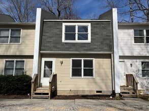Building Photo - 158 Albemarle Dr