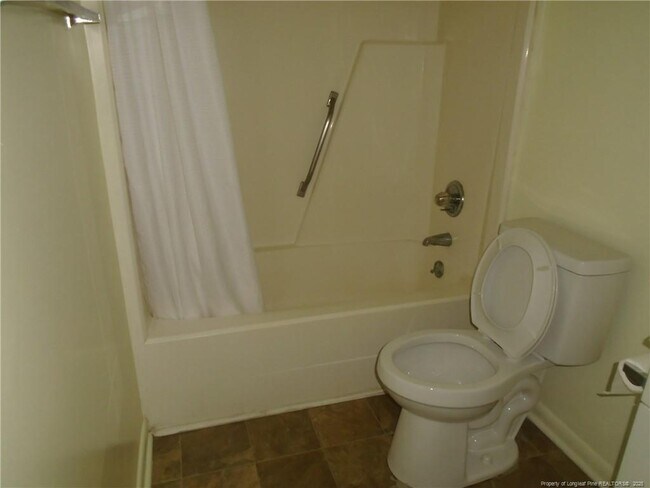 Building Photo - 6376 Applecross Ave