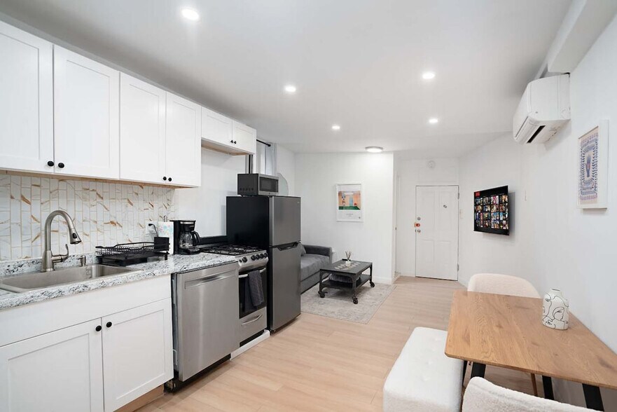 Building Photo - 60 1st Ave