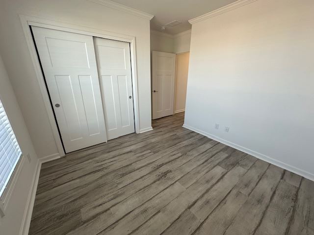 Building Photo - 928 Bonaire Ave W