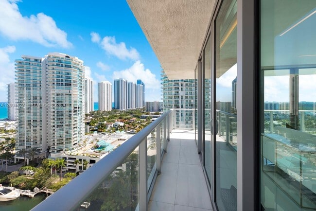 Building Photo - 300 Sunny Isles Blvd